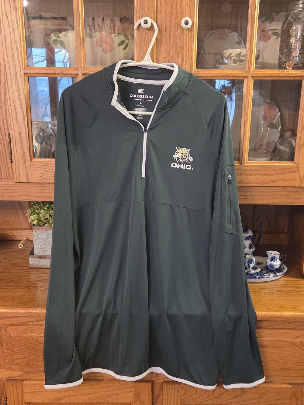 Colosseum Men's Dark Green Quarter-Zip Pullover with White Trim